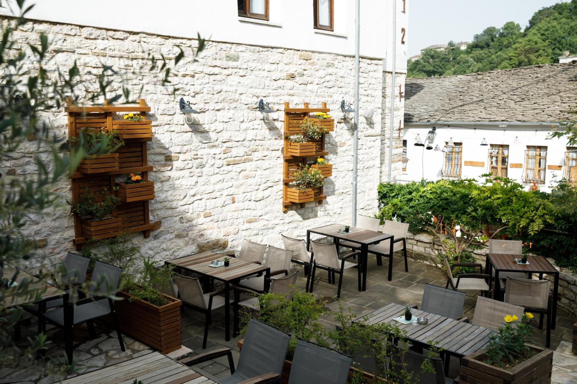Hotel Kalemi 2 Gjirokastër Eksteriør bilde